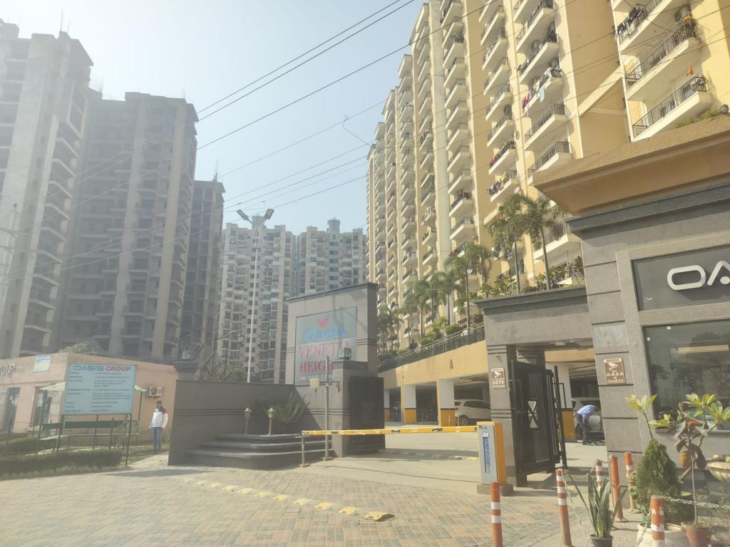 1 bhk Studio Flat in Oasis Venetia Heights in Surajpur, Greater Noida